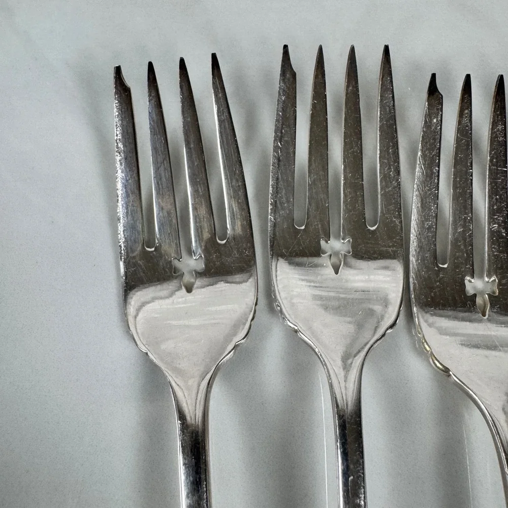 Set‎ of 4 Oneida Simeon L & George H Rogers Silver Plated Salad Forks Lot 1
